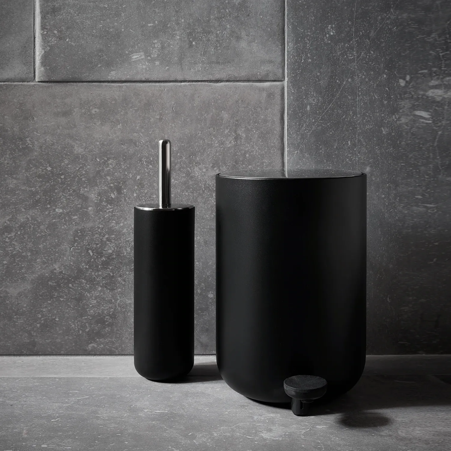 audo copenhagen (menu) | norm pedal bin 4 litre | matte black - DC